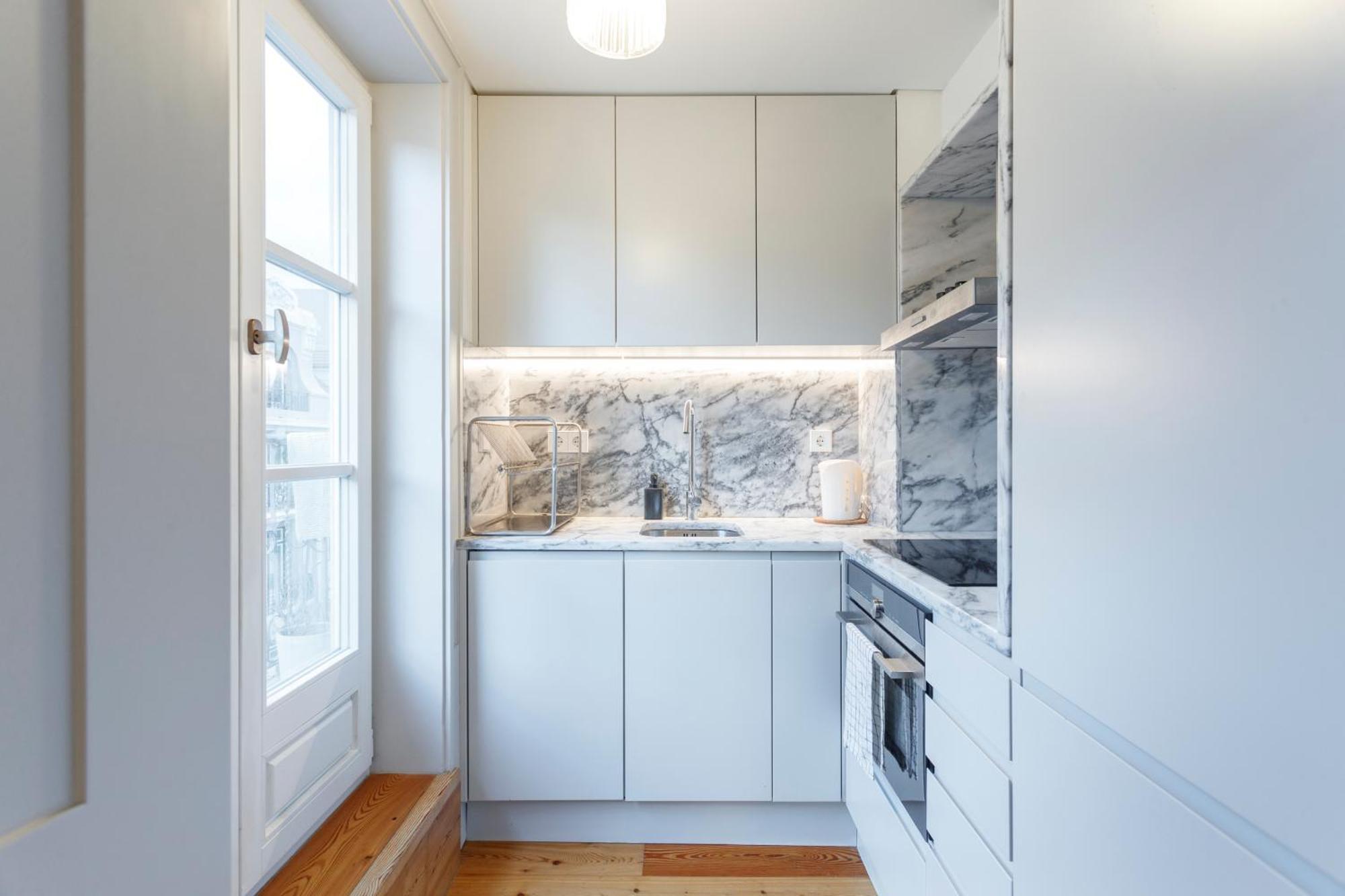 Double Room With Private Wc In Shared House In Downtown Lisbon Luaran gambar